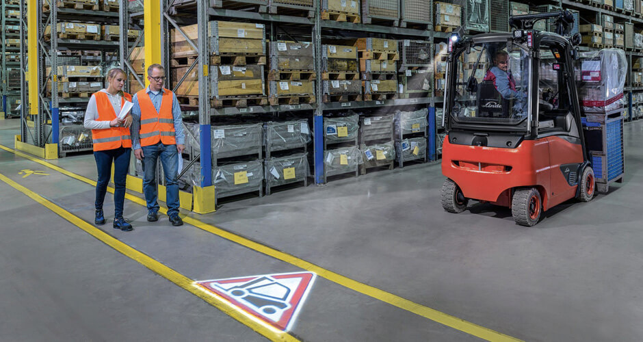 Linde TruckSpot verhoogd de veiligheid in een magazijnb