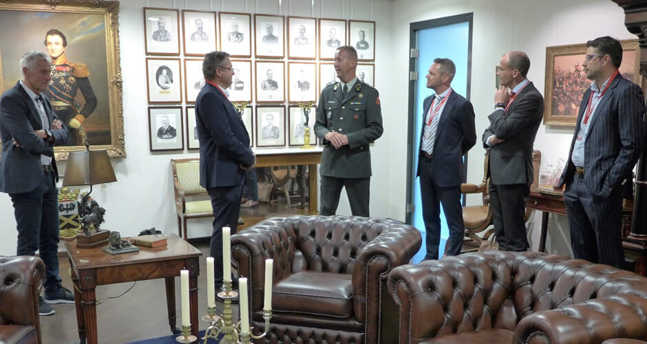 Defensie-kiest-voor-magazijntrucks-Motrac-Linde