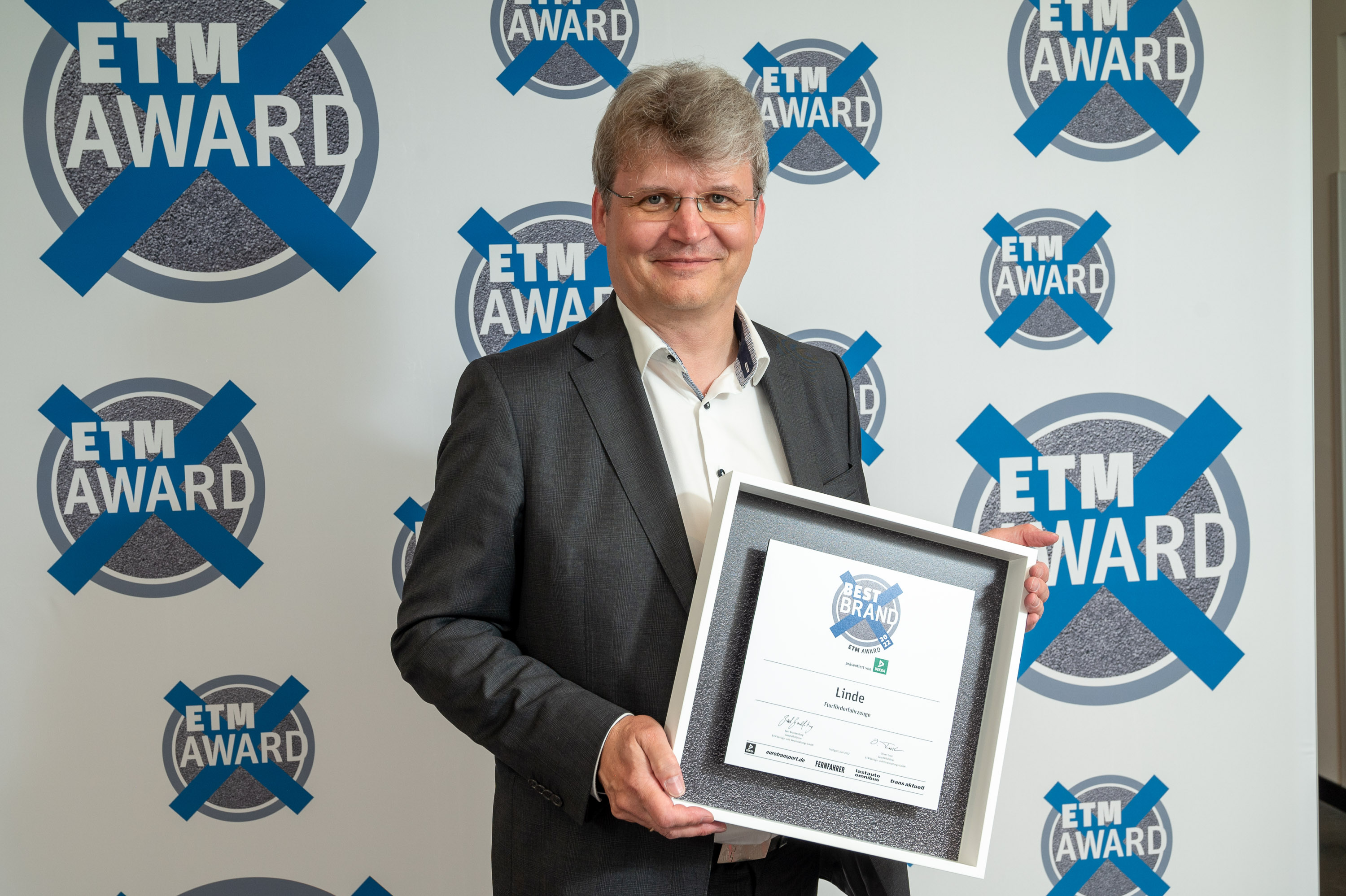 ETM Award in de categorie "Industrial Trucks" gaat naar Linde Material Handling     