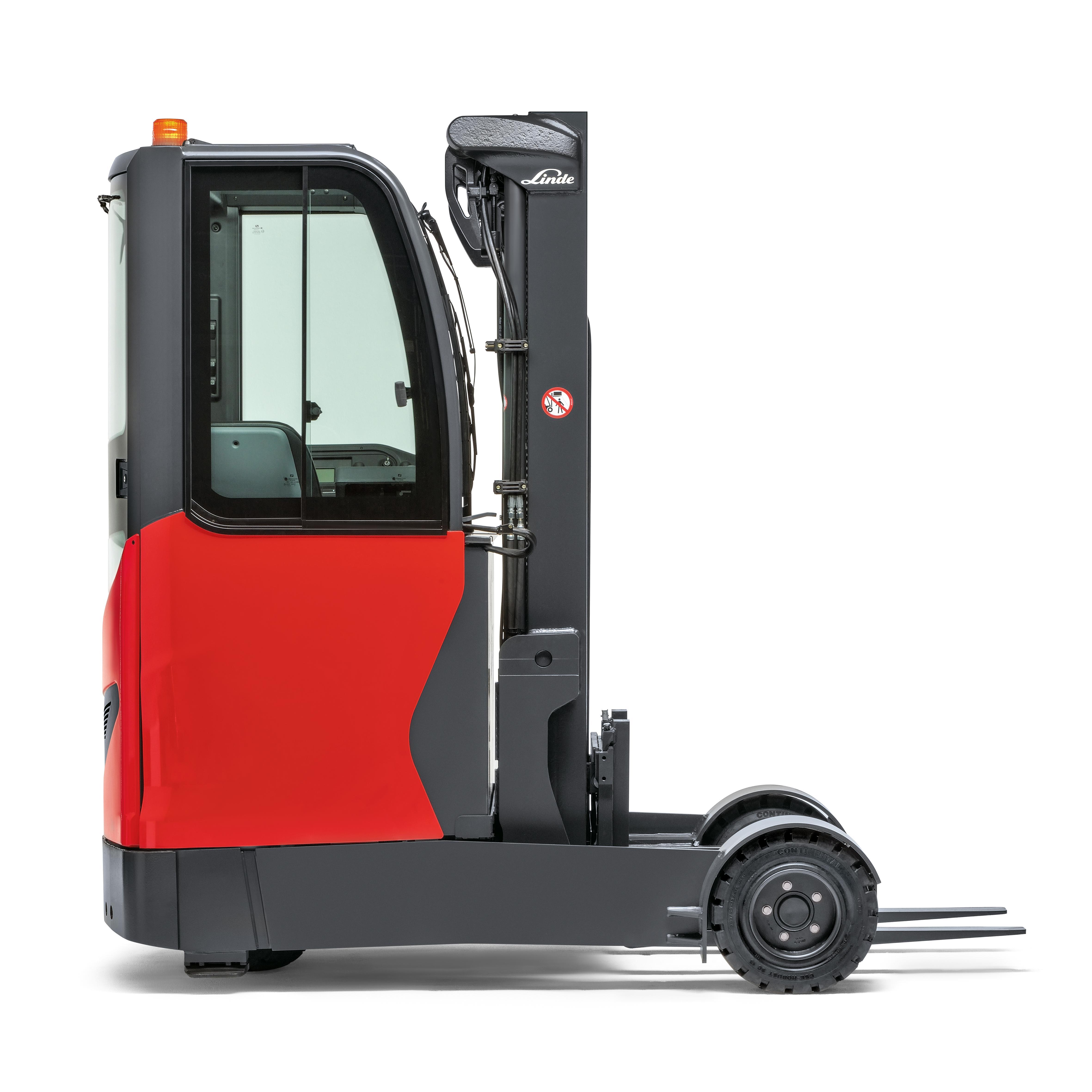Linde R20 G reachtruck vrijstaand van zijkant