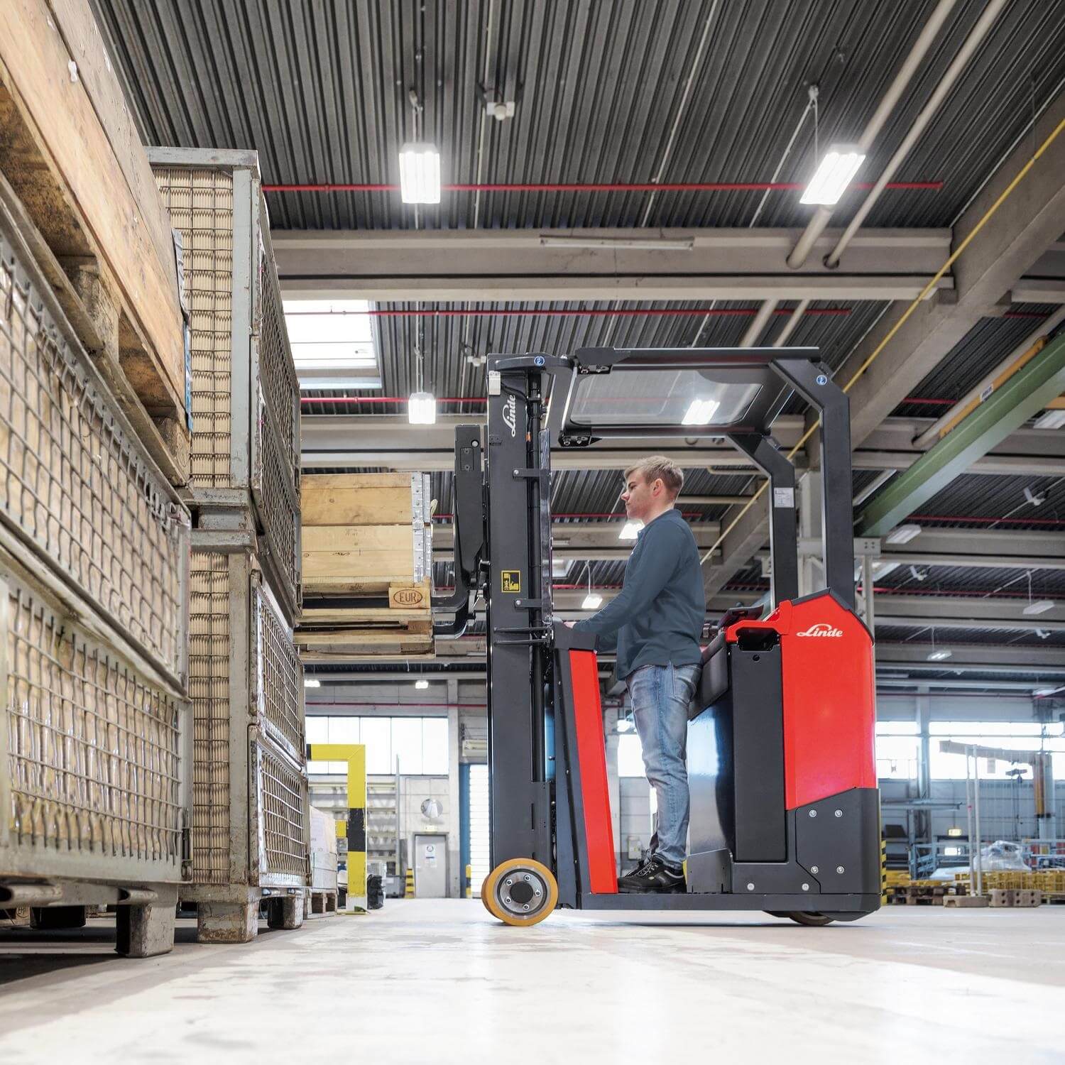 Linde elektrische heftruck E10 fabriek glazen dak