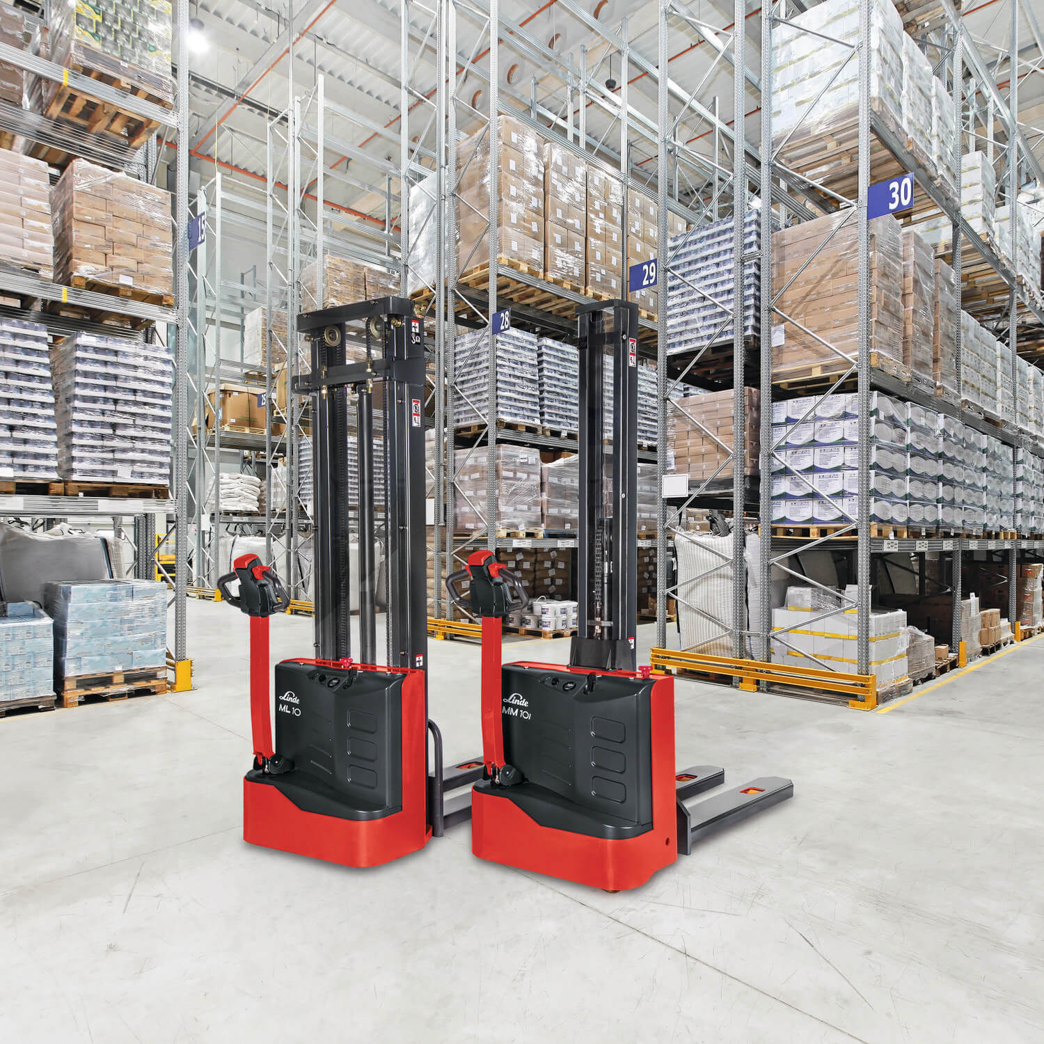 Linde stapelaar ML10 MM10 in magazijn