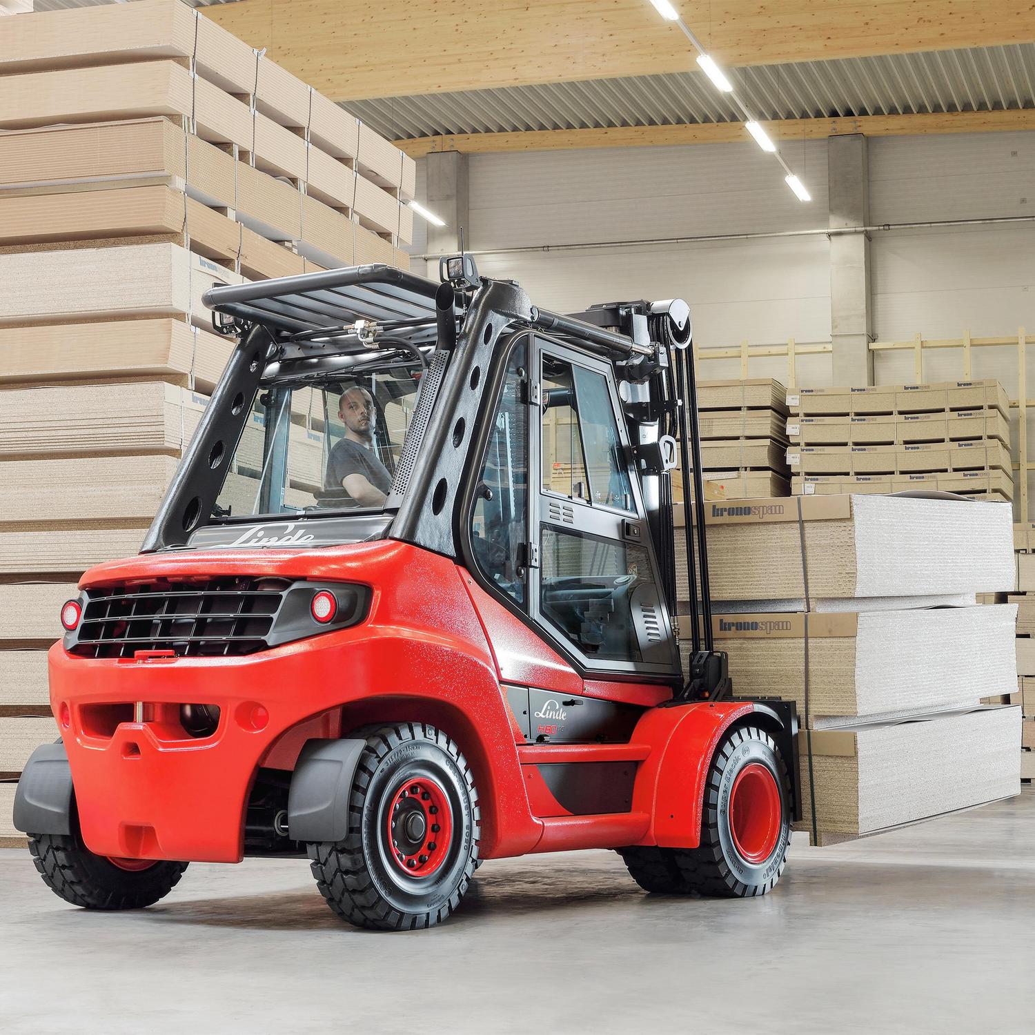 Linde thermische heftruck H50 H80 EVO transport hout