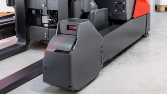 reach_trucks-R20-rack protection