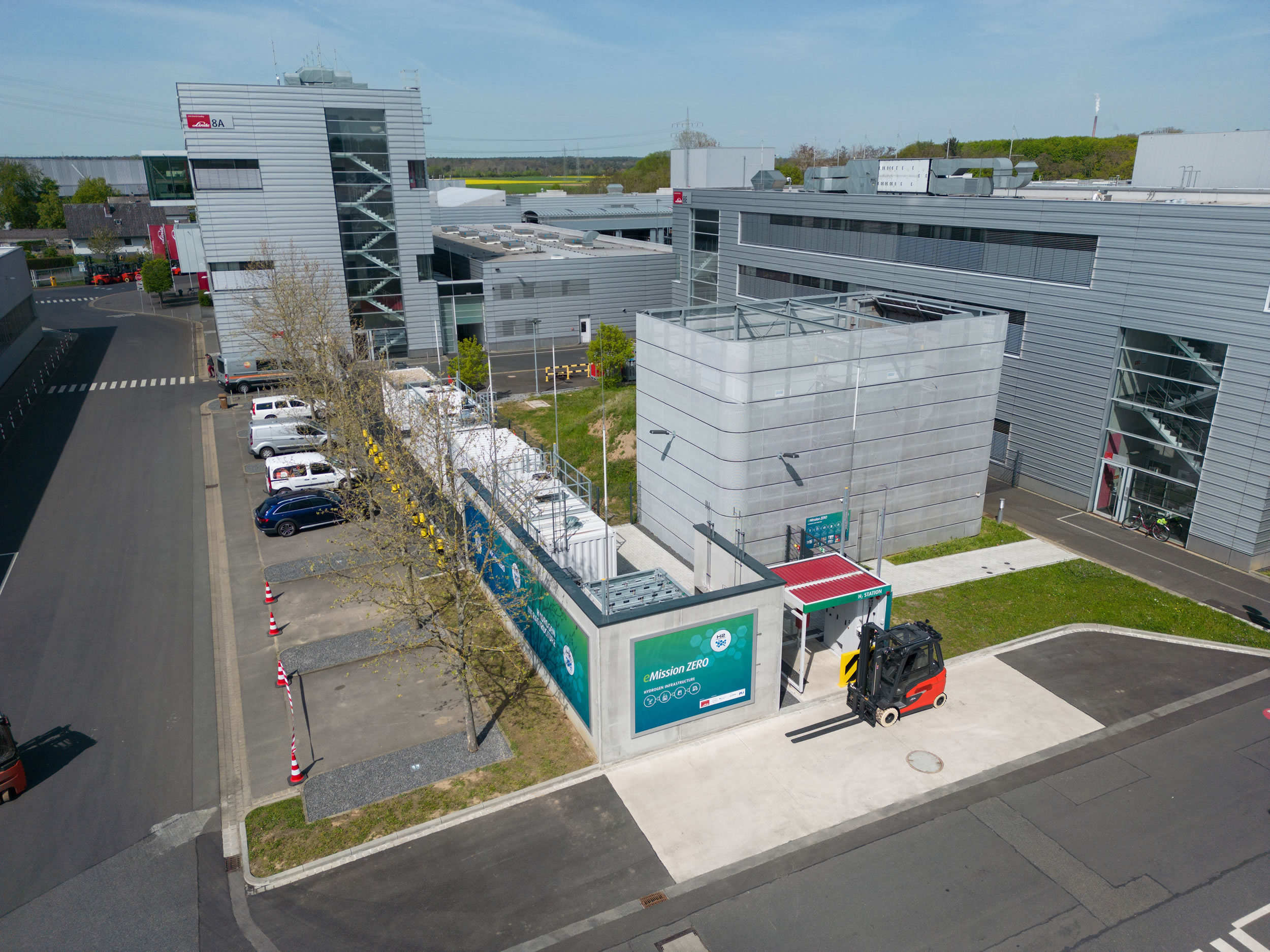 Met haar eigen infrastructuur produceert Linde Material Handling nu groene waterstof in haar vestiging in Aschaffenburg